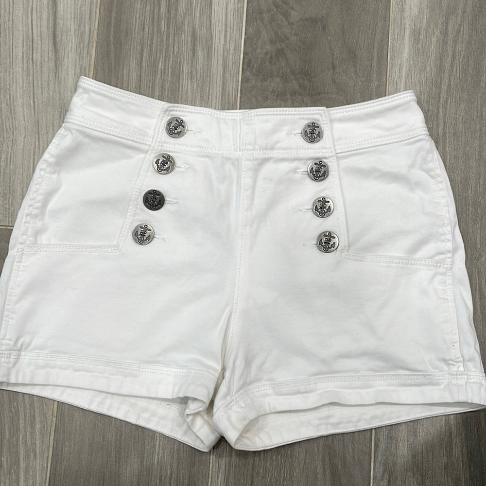 EXPRESS WHITE SHORTS